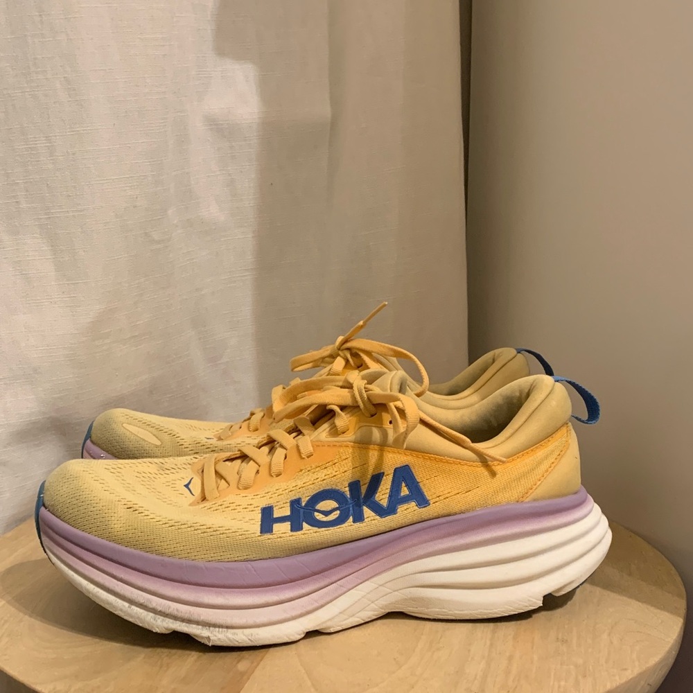 HOKA Women's Bondi 8 Impala Cyclamen Size 10B